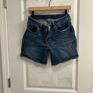 Lucky Brand Blue Jean Shorts Distressed Mid-Length